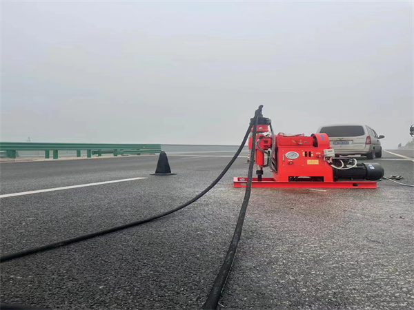 虎林马路路基路面开裂下沉注浆加固灌浆